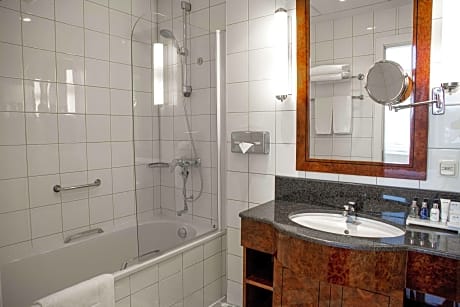 Premium Room - Old Town View