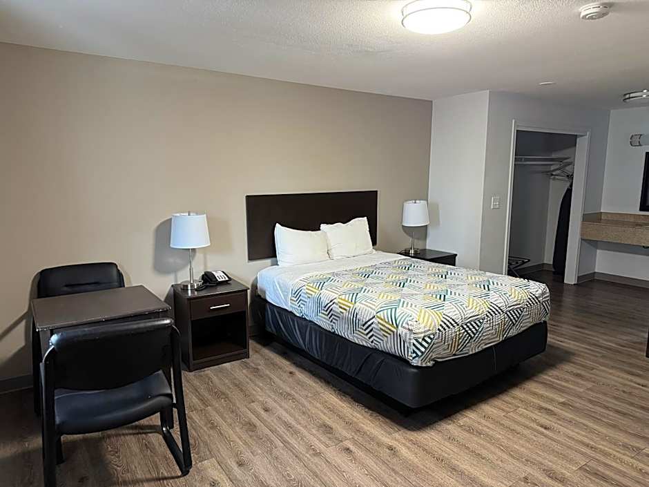 Studio 6 Suites Vancouver WA Waterfront