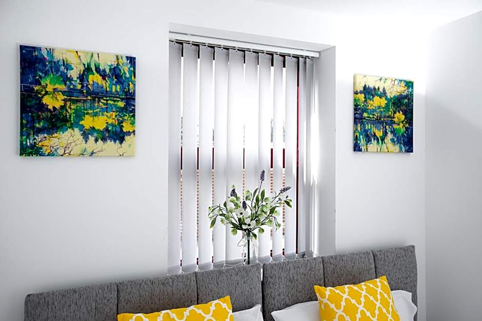 KVM - City Apartments - Contractors - Town Centre by KVM Stays