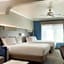 Holiday Inn Express Hotel & Suites Bakersfield Central By IHG