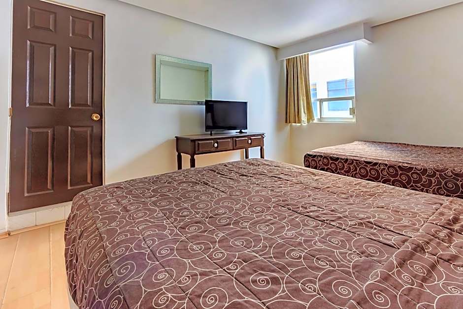 Capital O Hotel Colon Express Guadalajara