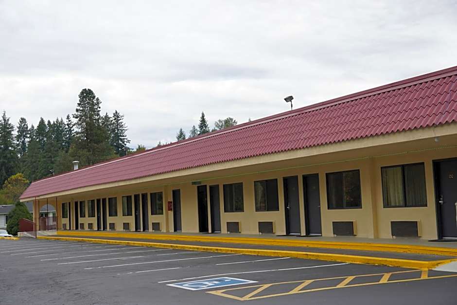 Timberland Inn & Suites
