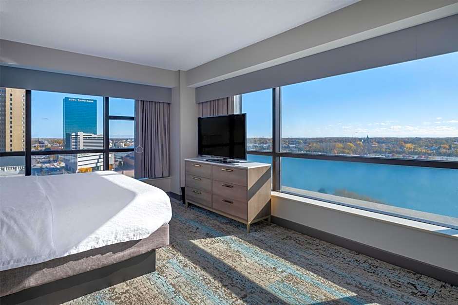 Homewood Suites By Hilton Toledo Downtown