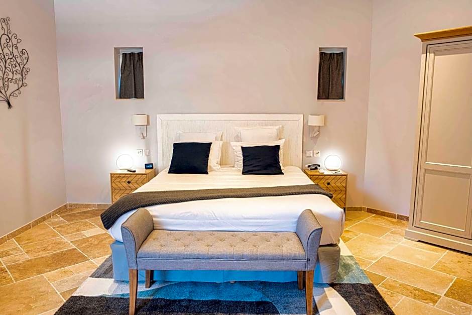 Domaine Ribiera, Hotel 5 Etoiles, SPA & Golf - Forcalquier