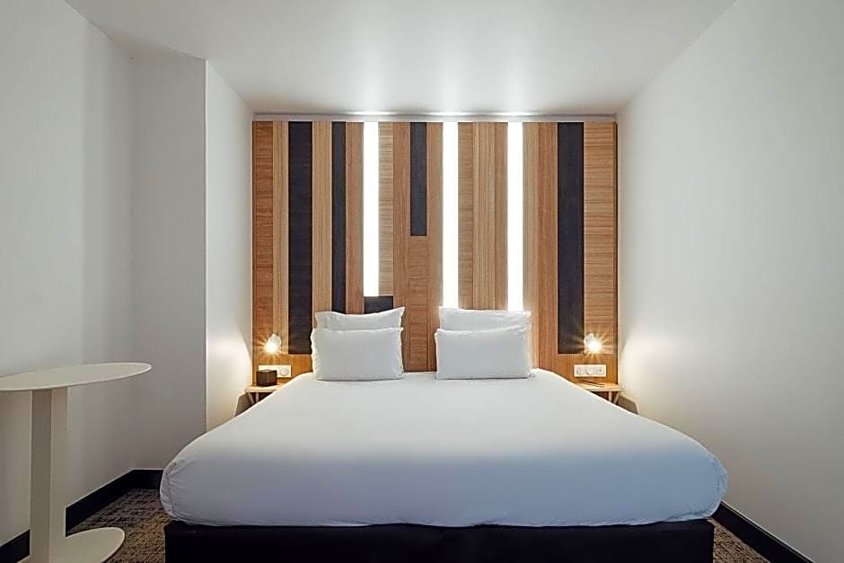 Moxy Annecy