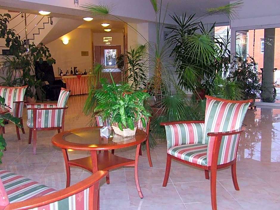 Szőnyi Garden Hotel Pest