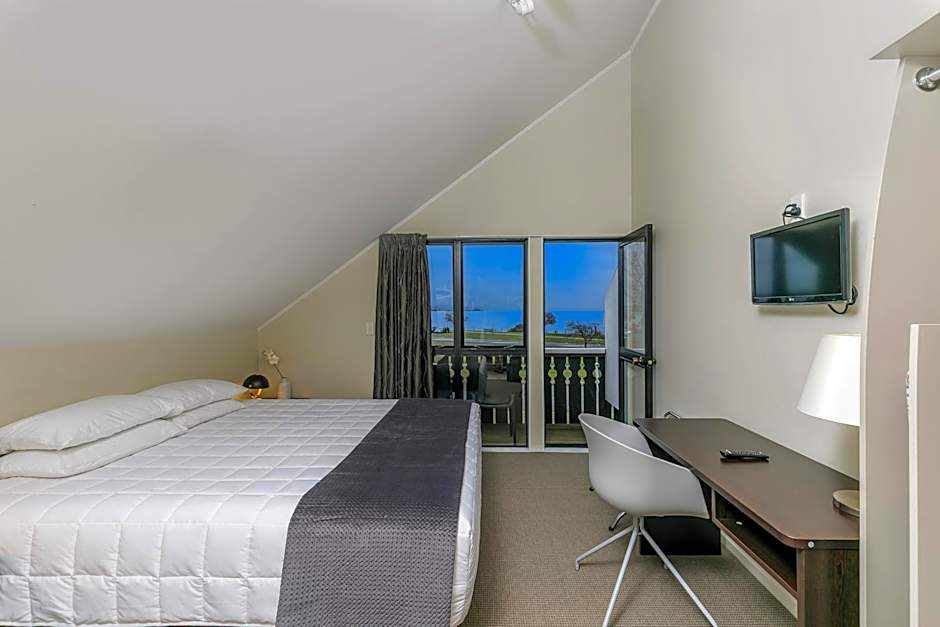 Le Chalet Suisse Motel Taupo