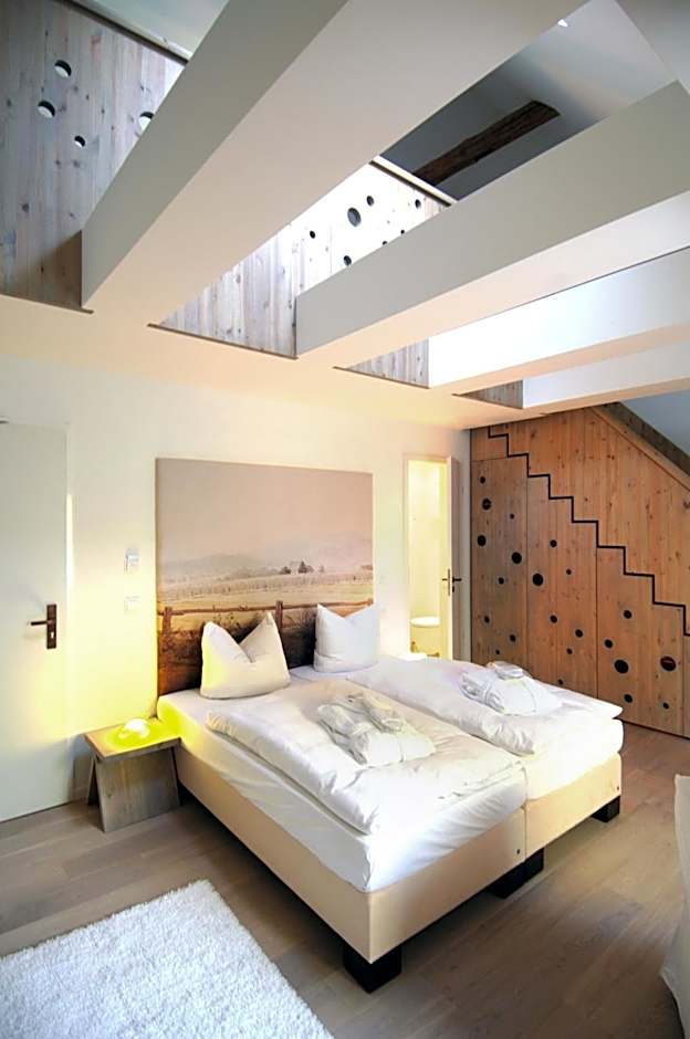 Kavaliershaus Schloß Blücher am Finckenersee