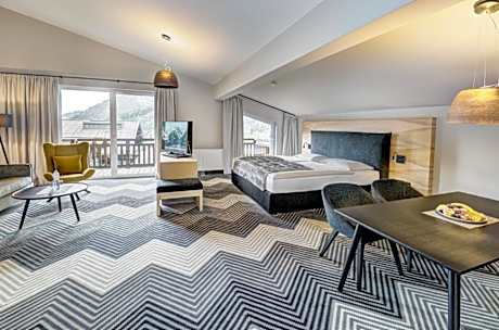 Junior Suite with Balcony