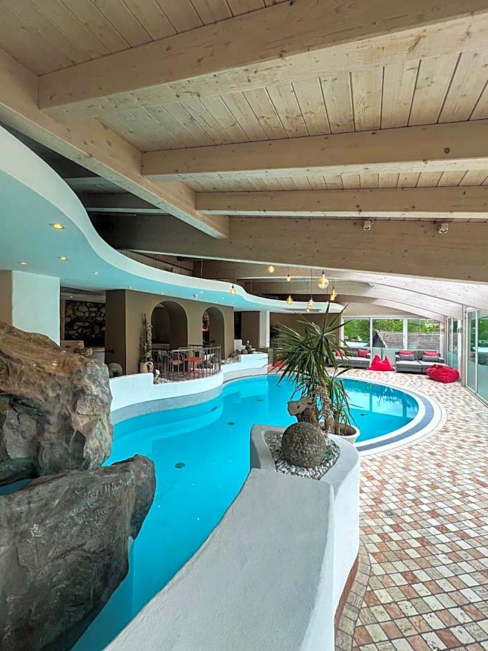 Hotel Post - OlangCard included