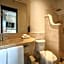 Art 64 Guest House - Adults Only