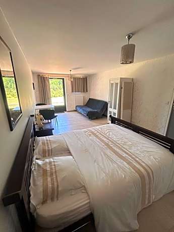 Triple Room with Private Bathroom