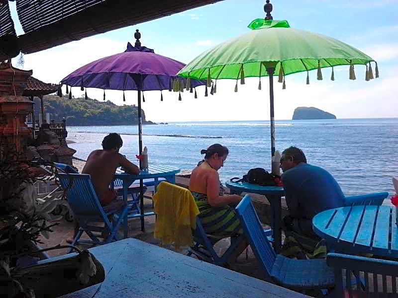 Puri Oka Beach Bungalows