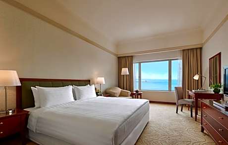 Deluxe King Room (Sea View)