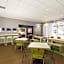 Spark by Hilton Atlanta-Town Center/Kennesaw
