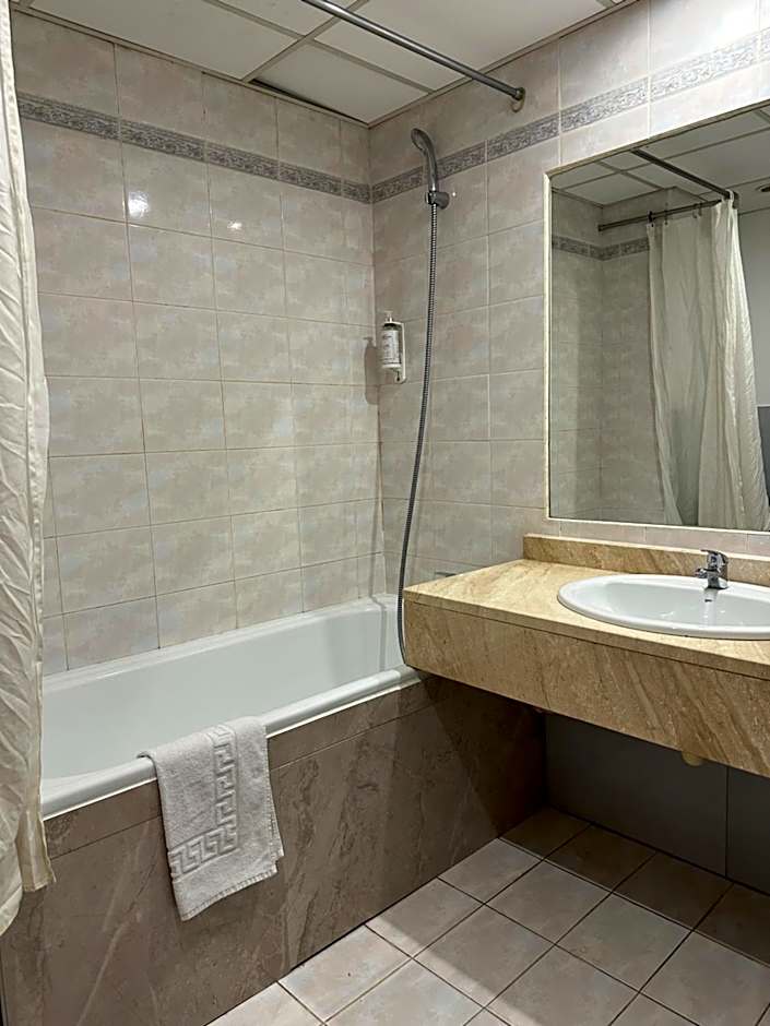 Ariane Hôtel Fos sur Mer