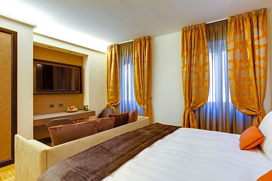 Solo Experience Hotel
