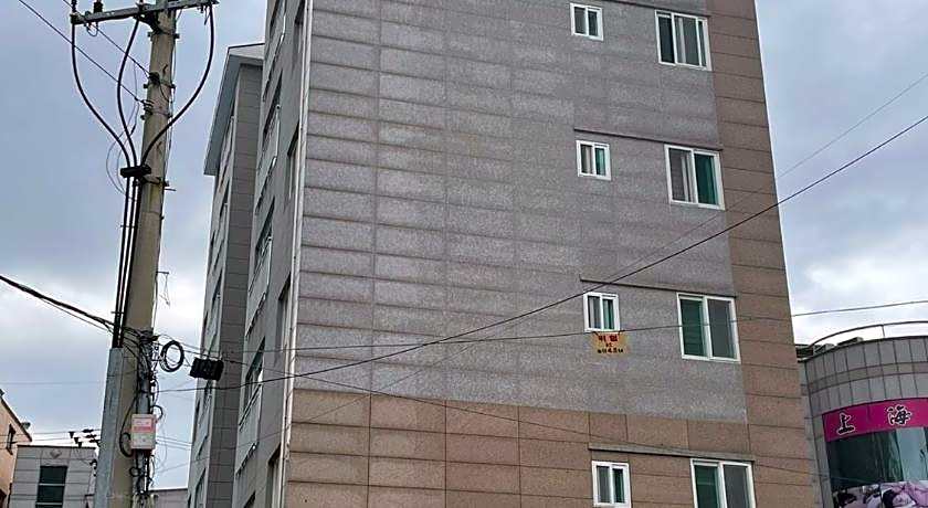 JS Residence Hotel Okpo