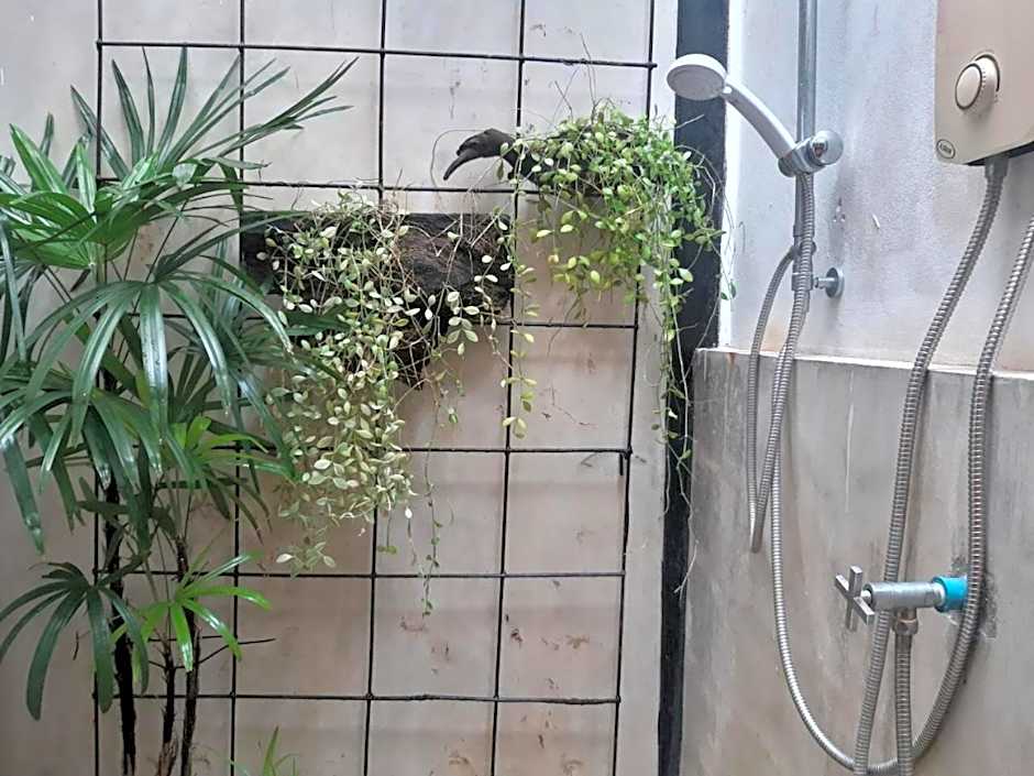 ทุ่งยั้งเฮ้าส์