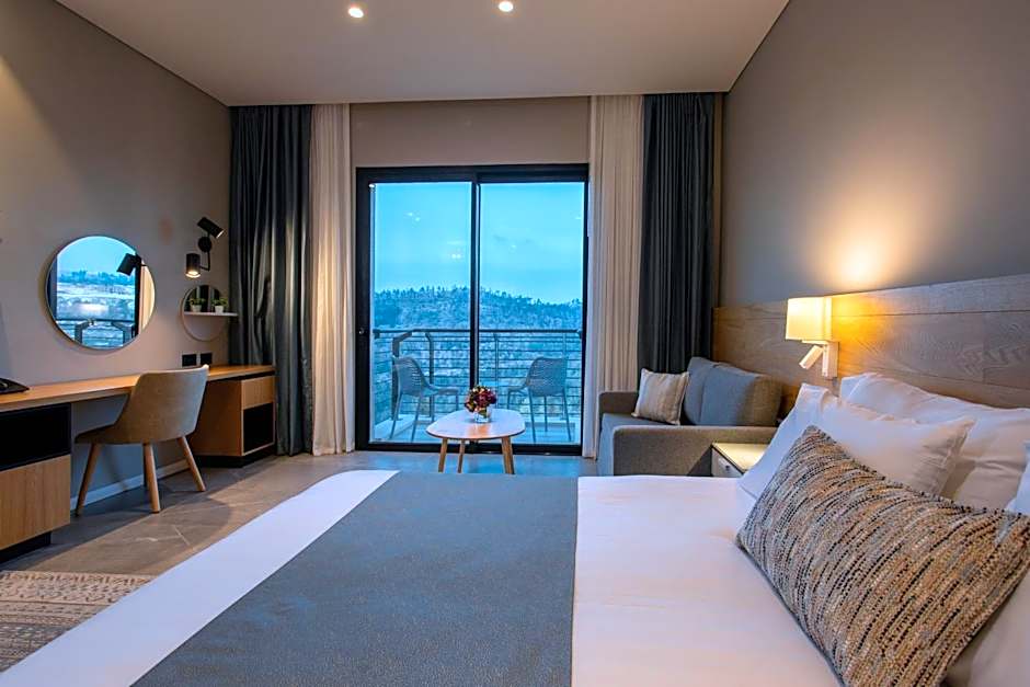 Logos hotel in Yad Hashmona