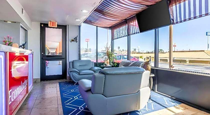 Econo Lodge Inn & Suites Macon North