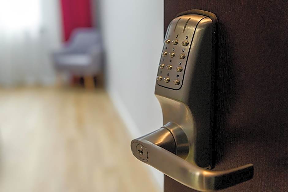 H11 Downtown Apartments