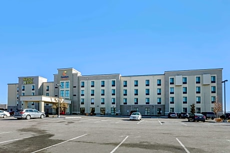 Comfort Suites Near Denver Downtown