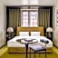 Roomers Munich, Autograph Collection by Marriott