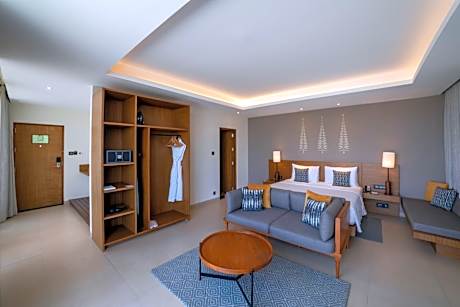 Standard King Room with 15% off on Spa and F&B
