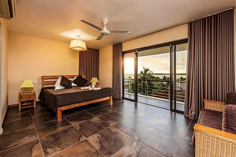 Happy Days Guest House