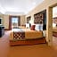 Super 8 by Wyndham Hidalgo/McAllen Area