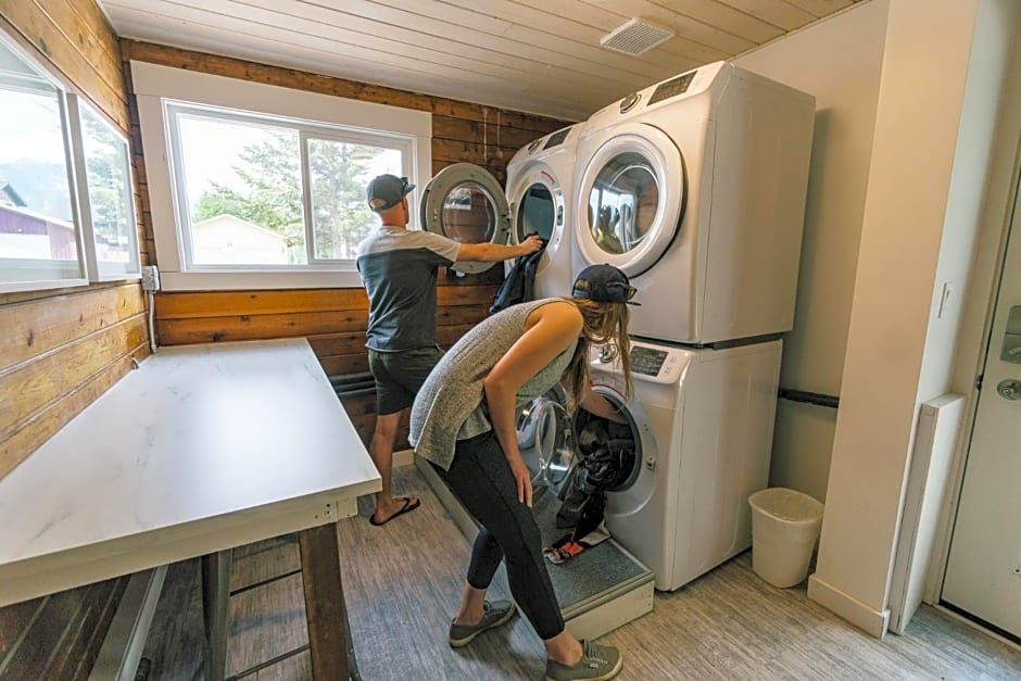 Tiny Homes by Snow Valley Lodging