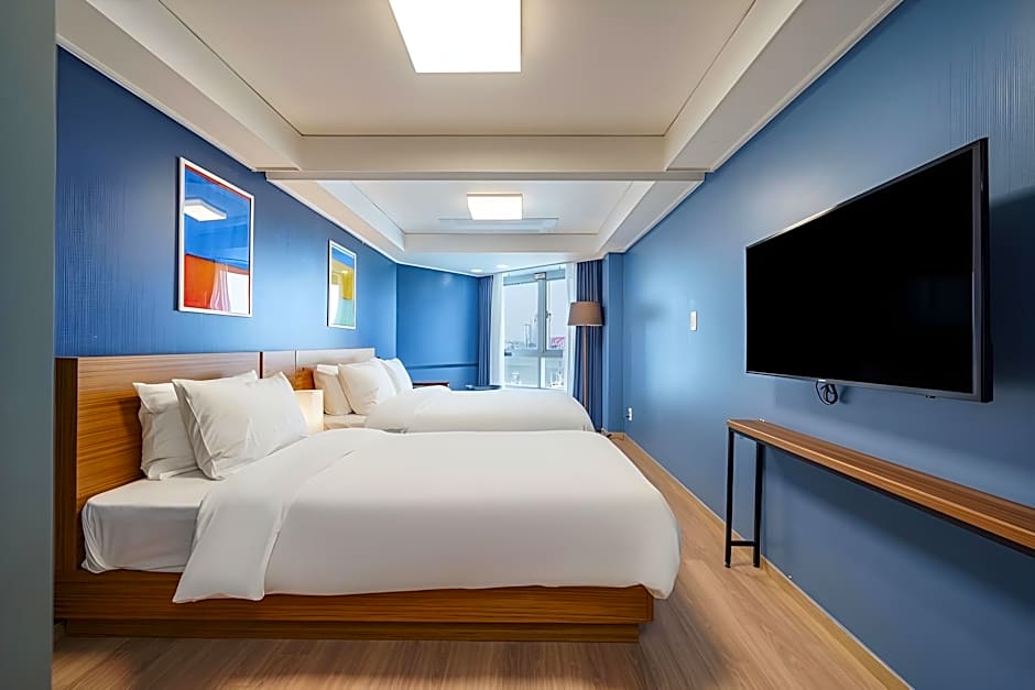 Chungchoho Best Hotel