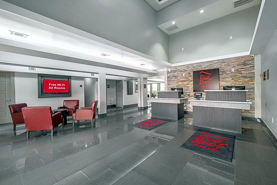 Red Roof Inn & Suites Calhoun