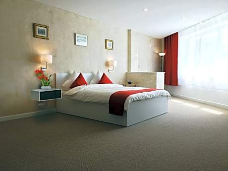 Csiki Hotel