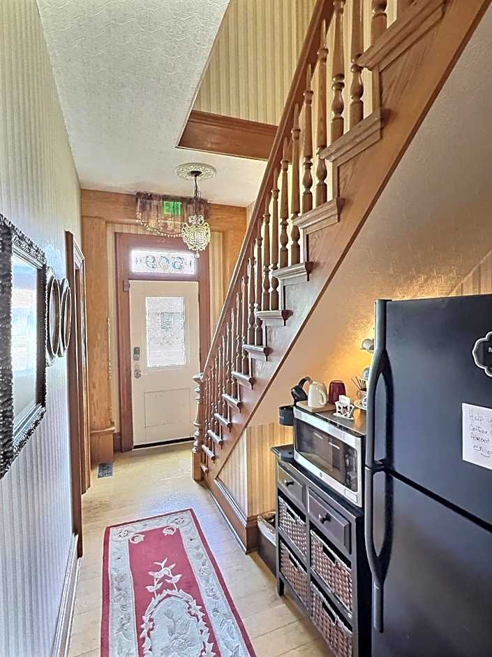 Historic Sion Bass Guest House