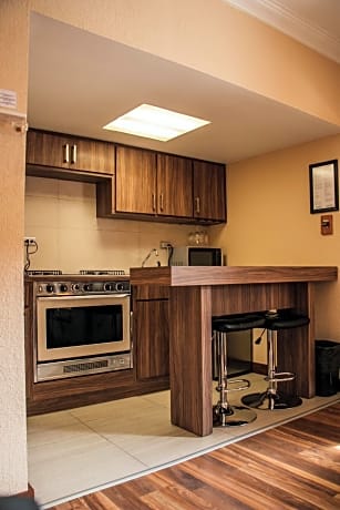 Suite with Two Double Beds and Kitchenette- Non-Smoking