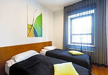 Deluxe Two-Bedroom Apartment with Sauna
