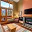 Fox Hotel And Suites
