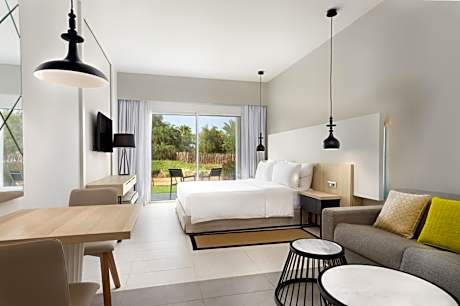 Studio with Garden View