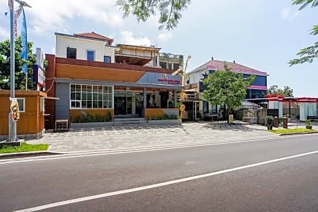 Rantun's Place Nusa Dua by ZUZU