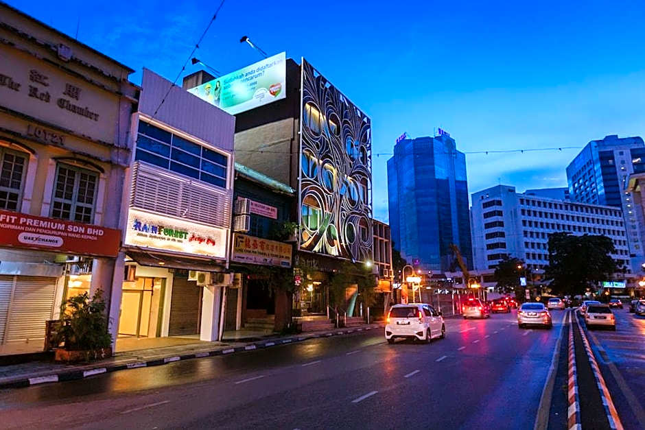 RAINFOREST Budget Stay