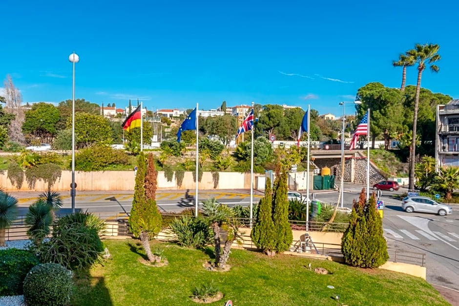 Holiday Inn Resort Nice Port St Laurent By IHG