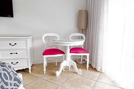 Sundeck Serenity Suite