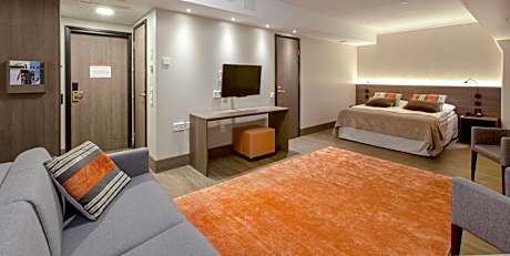 Queen Superior Family with Superpark view