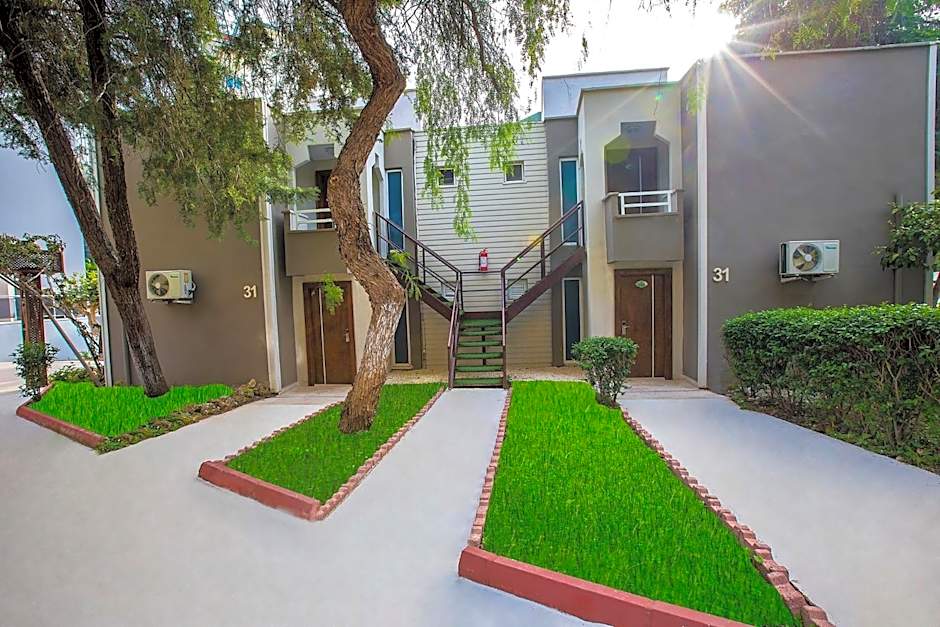 MIRA MERIDIA BEACh RESORT HOTEL