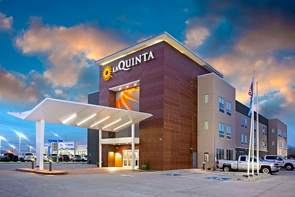 La Quinta Inn & Suites by Wyndham Ponca City