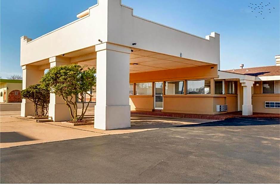 OYO Hotel Elk City OK Route 66