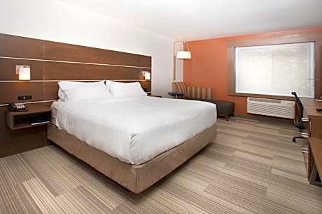 1 King Bed Standard