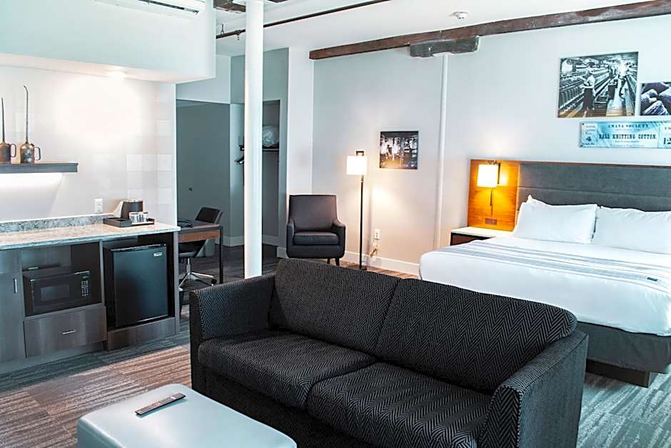 Hotel Millwright